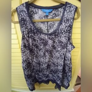 Vera Wang layered top